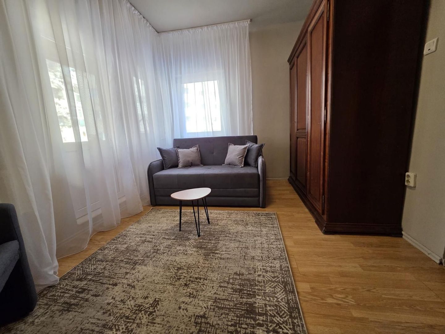 AP. 3 CAMERE CALEA 13 SEPTEMBRIE, MOBILAT MODERN, METROU 5 MINUTE - Poză 4