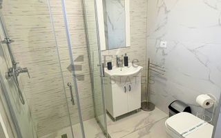 Pensiune de vanzare in statiunea 1 Mai - Poză 22