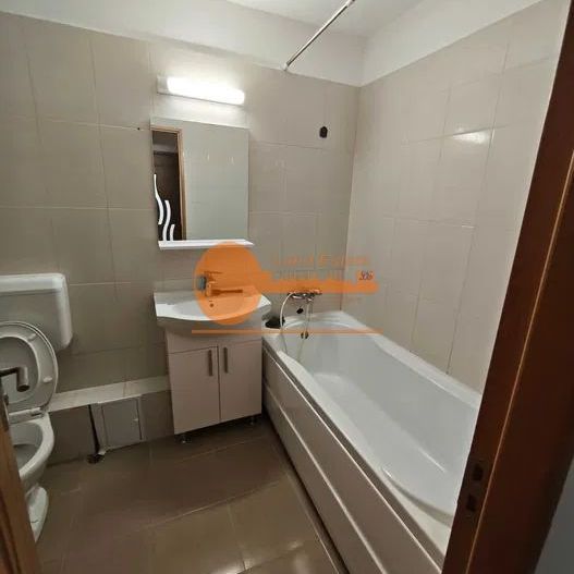 Apartament 2 camere (10min metrou Crangasi) - Poză 2