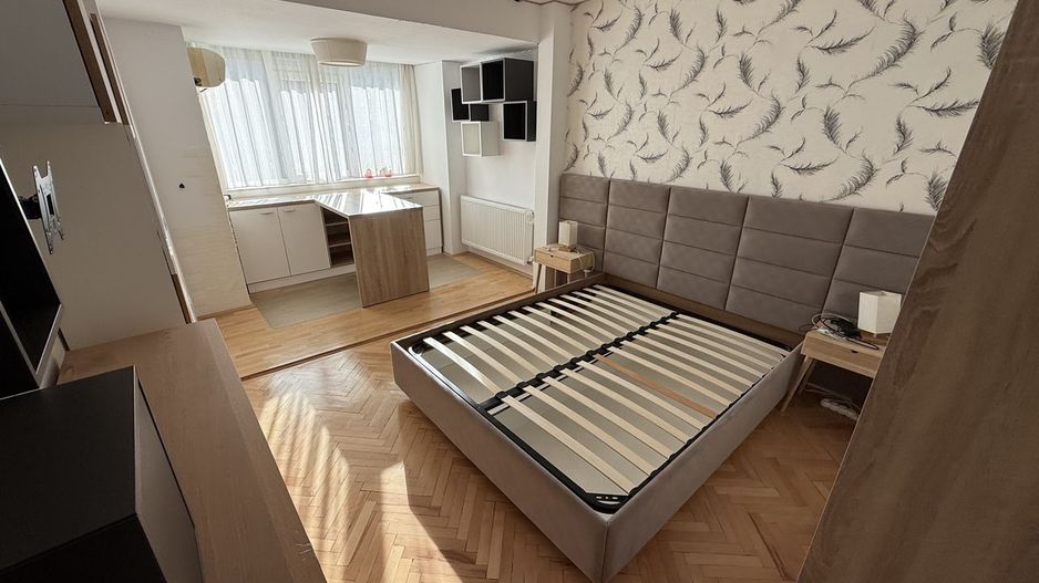 De vanzare Apartament 3 camere Piata Alba Iulia Burebista ULTRACENTRAL - Poză 1