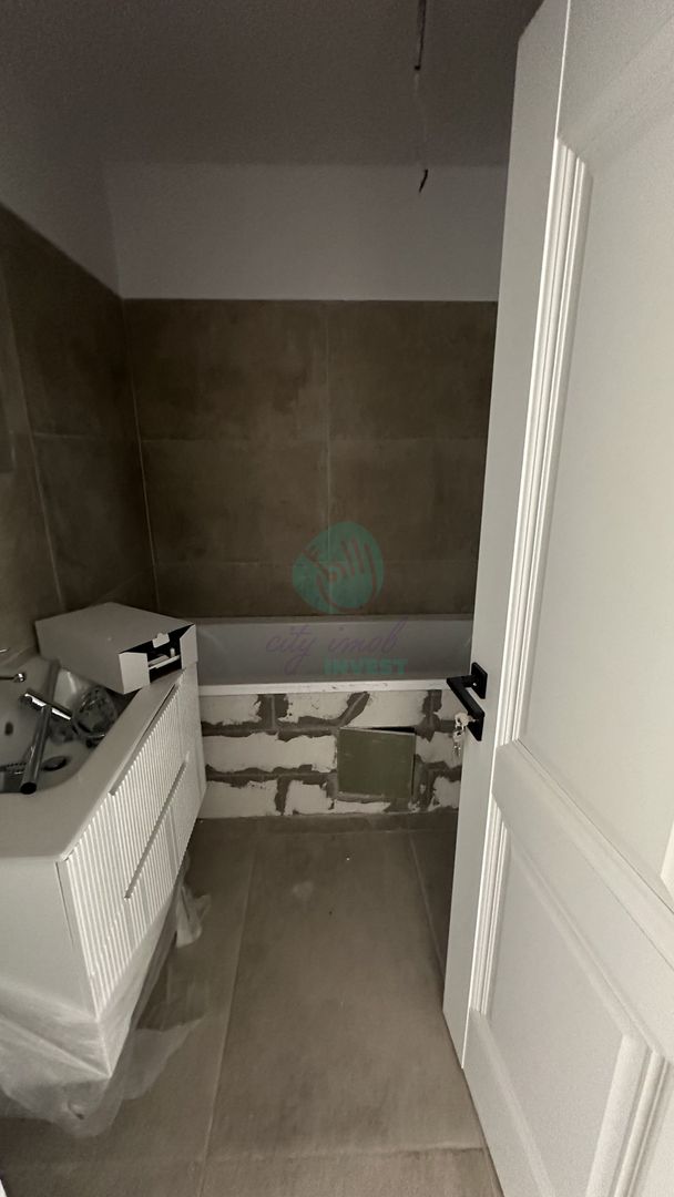 Apartament de 80 mp si TERASA DE 40 MP - Poză 11