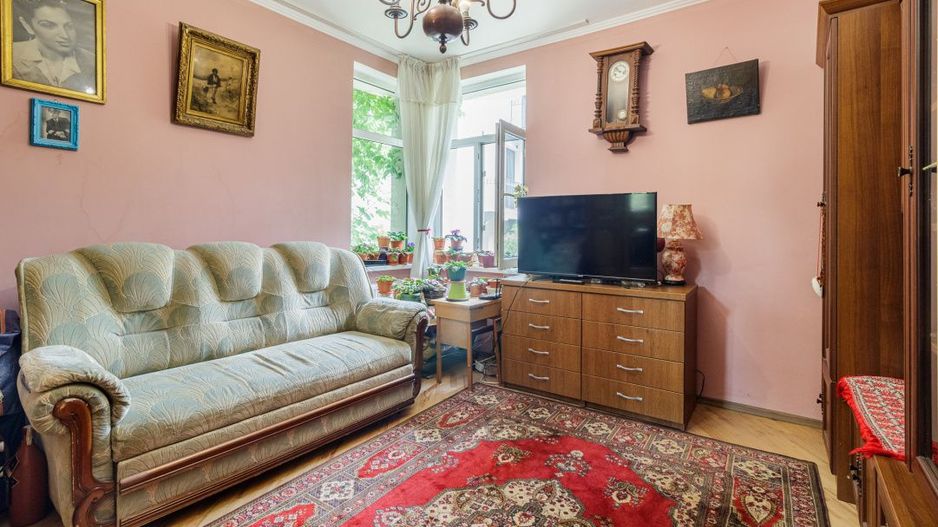 3 camere parter inalt 11 Iunie - Poză 7