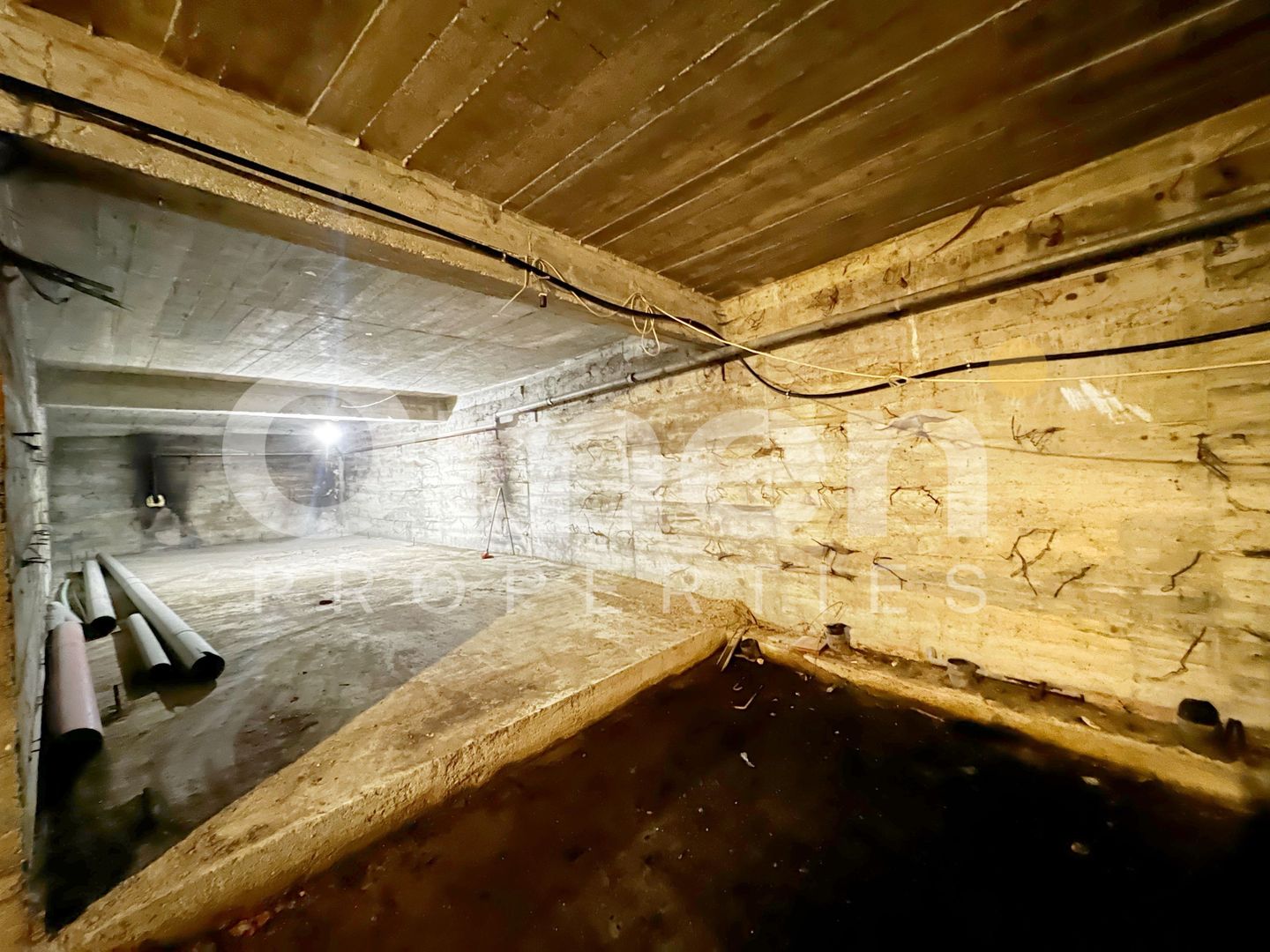 Spațiu Industrial de Depozitare – Demisol, 329 mp. - Poză 4