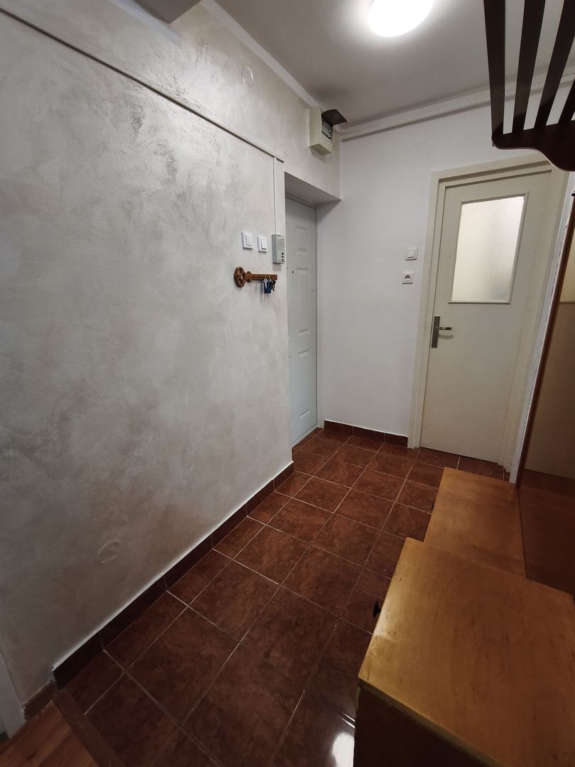 Apartament 3 camere Poli 2 – spatiu, lumina si priveliste - Poză 10