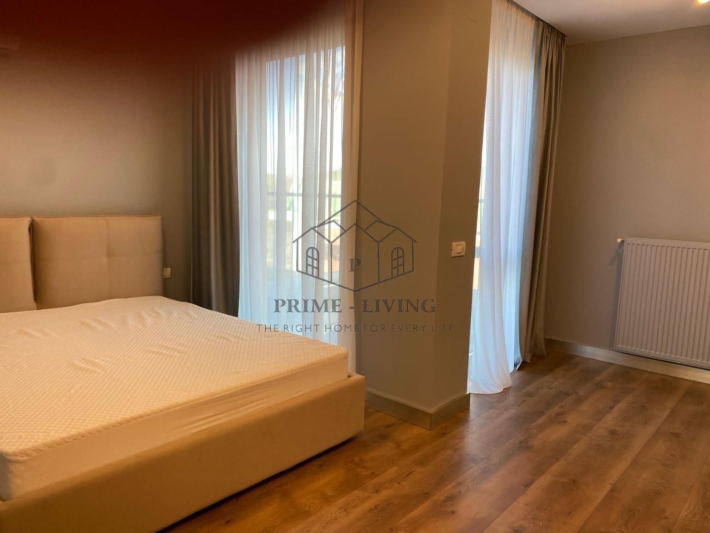 Vila de lux langa lacul Grivita in ansamblu exclusivist - Poză 10