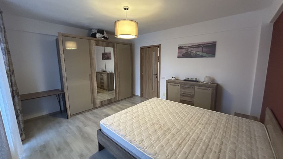 2 Camere Trapezului + Loc Parcare - Poză 5