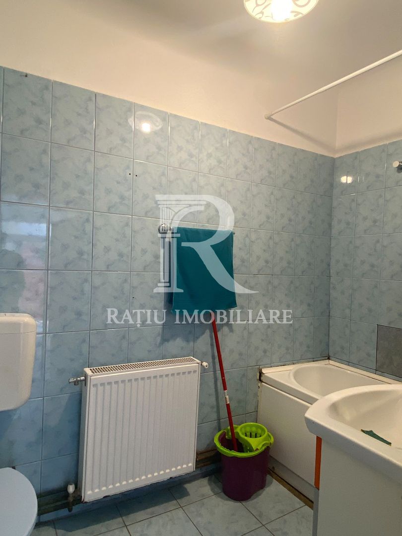 Casa cu 4 camere | Str.Louis Pasteur | Oradea - Poză 2