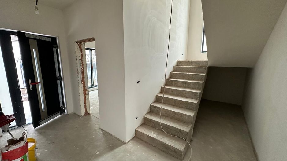 Casa idividuala P+1E - Finisata la cheie - Poză 7