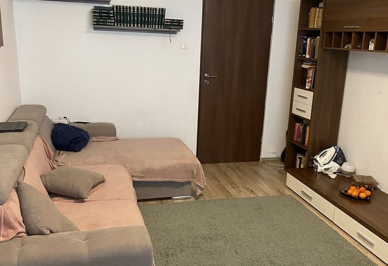 De vanzare apartament 3 camere Drumul Taberei - Poză 1