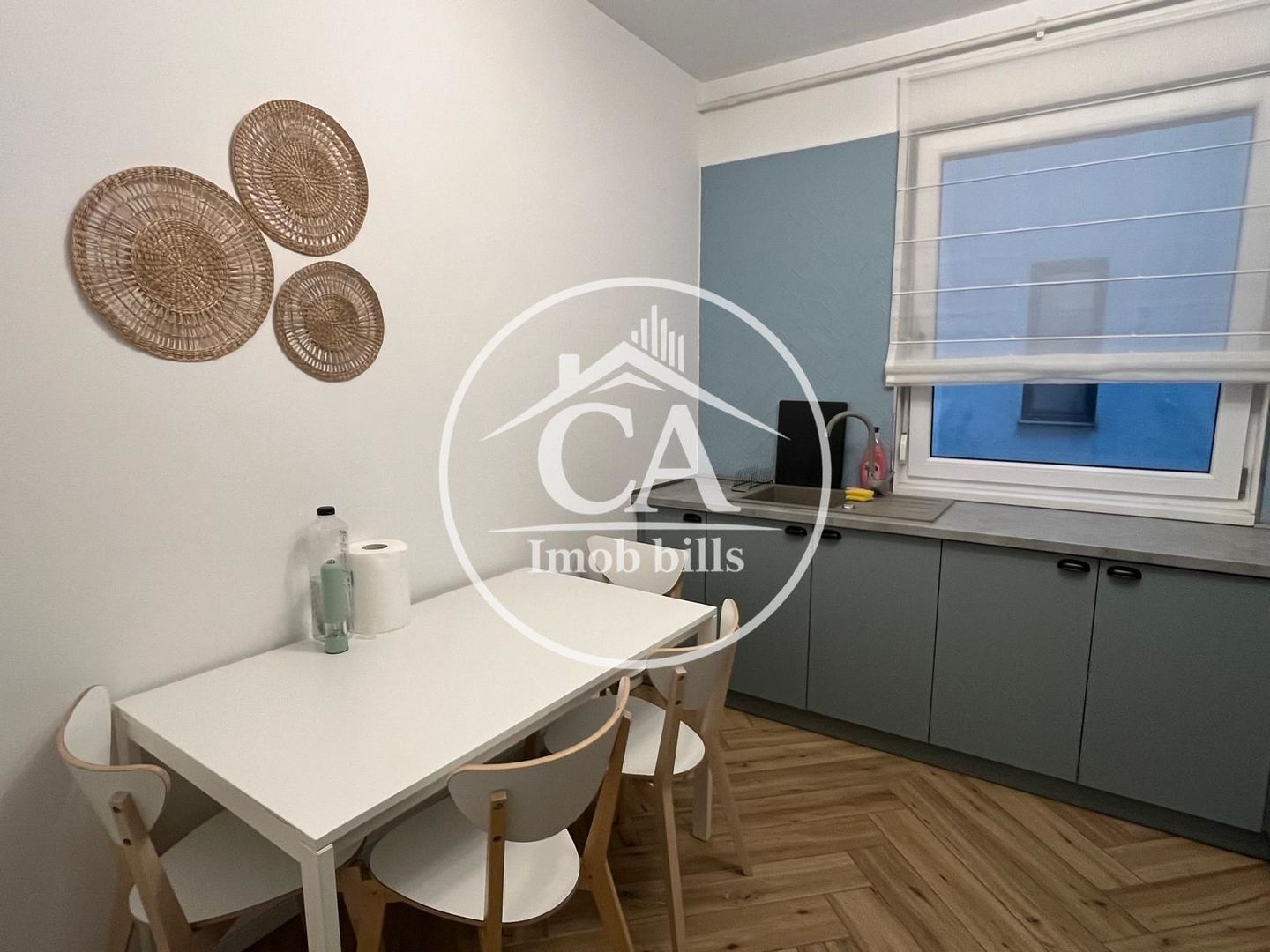 Apartament LUX de închiriat cu 3 camere în zona ultracentrală, Oradea - Poză 4