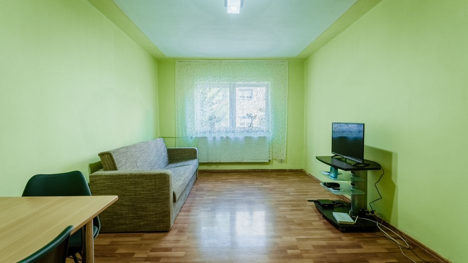 În Micălaca apartament cu 2 camere - Poză 1