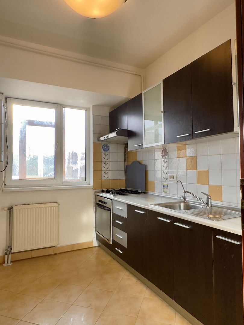 2 camere, bloc 2007, metrou Crangasi, parcare inclusa, centrala proprie - Poză 8