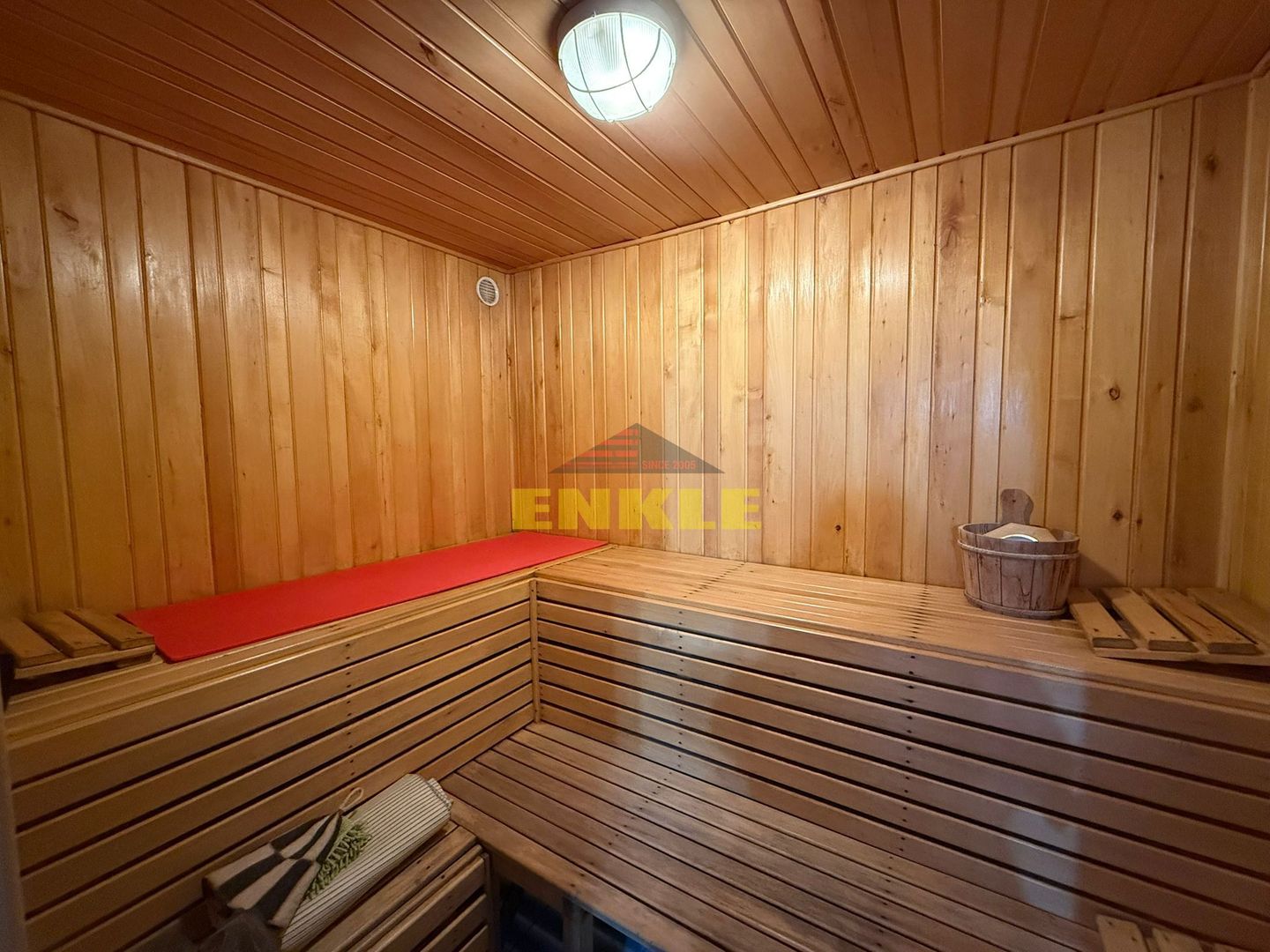 De vanzare Vila situata Ultracentral-425 mp - Poză 7