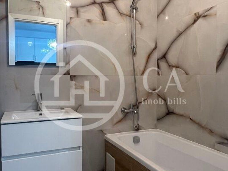 Apartament cu 2 camere de vanzare in Prima Arena Oradea - Poză 7