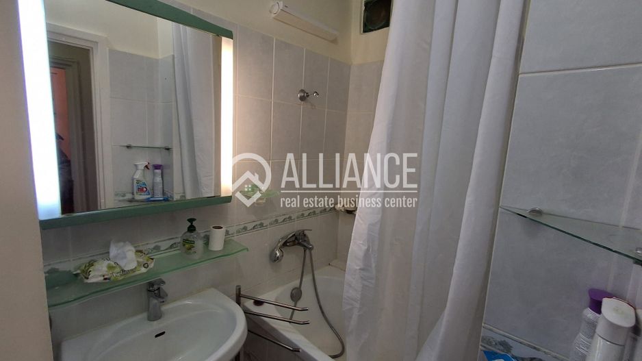 Constanta-Cazino: Garsonieră Decomandată în Inima Constanței - Poză 9