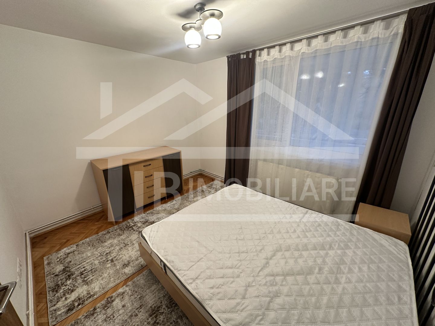 Apartament de 2 camere, decomandat, 55mp , Zona UMFST - Poză 5