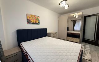 Apartament 3 camere | 2 bai | Decomandat | Balcon | Renovat - Poză 3