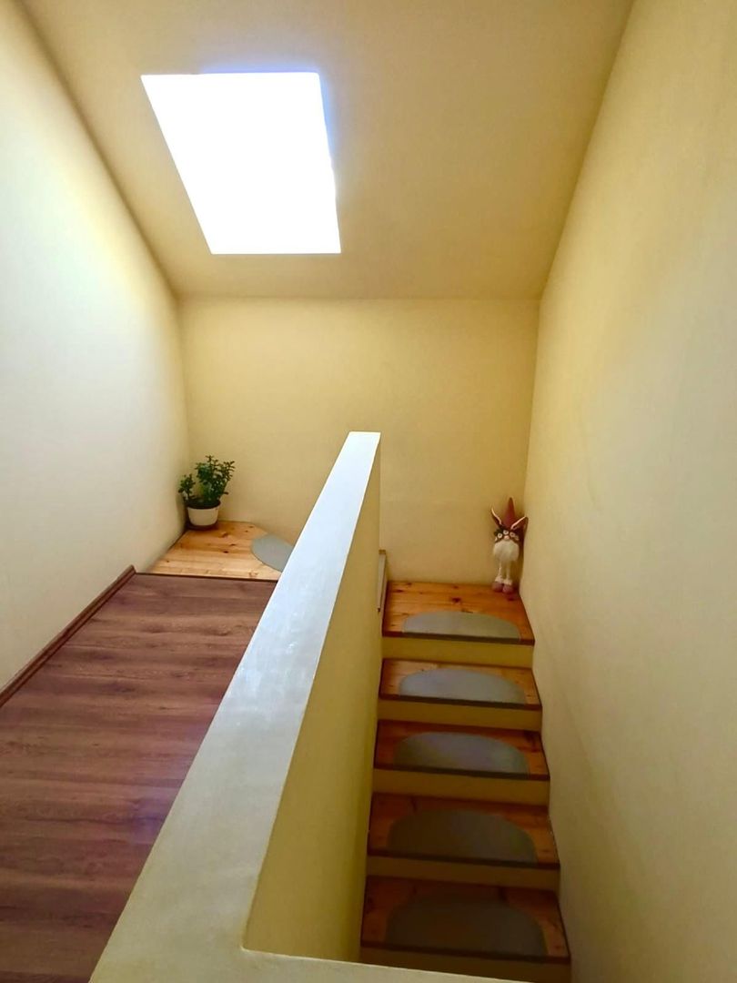 Casa individuala spatioasa si teren mare, pozitie excelenta, Sacalaz - Poză 12