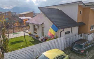 Casa mobilata utilata cartier Izvor Tarlungeni Brasov - Poză 1