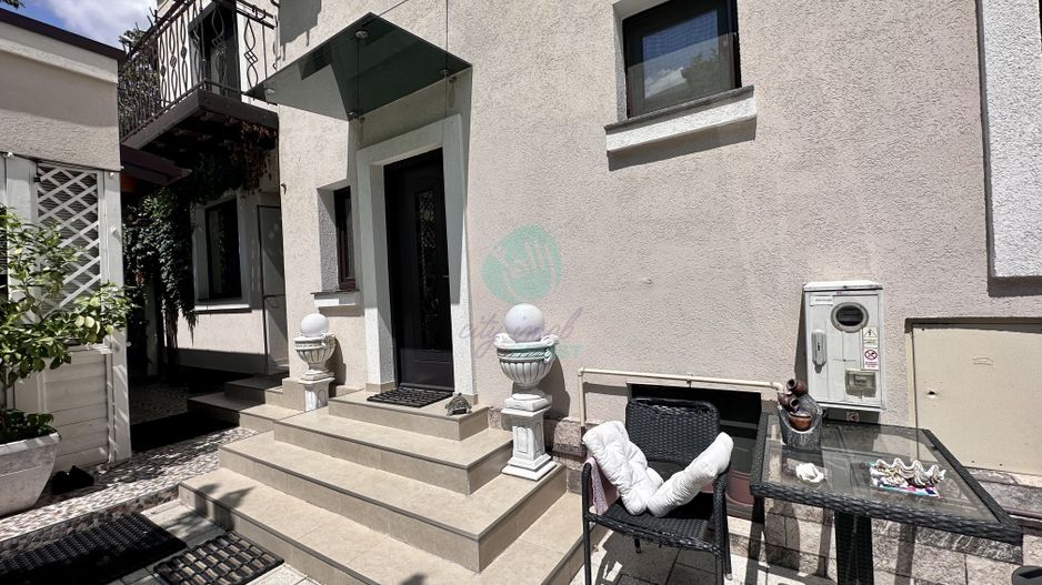 Casa renovata in zona Vatra Luminoasa - Poză 9