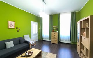 Apartament central, 2 camere, centrala gaz. 390 E/lună. Comision 0 - Poză 2