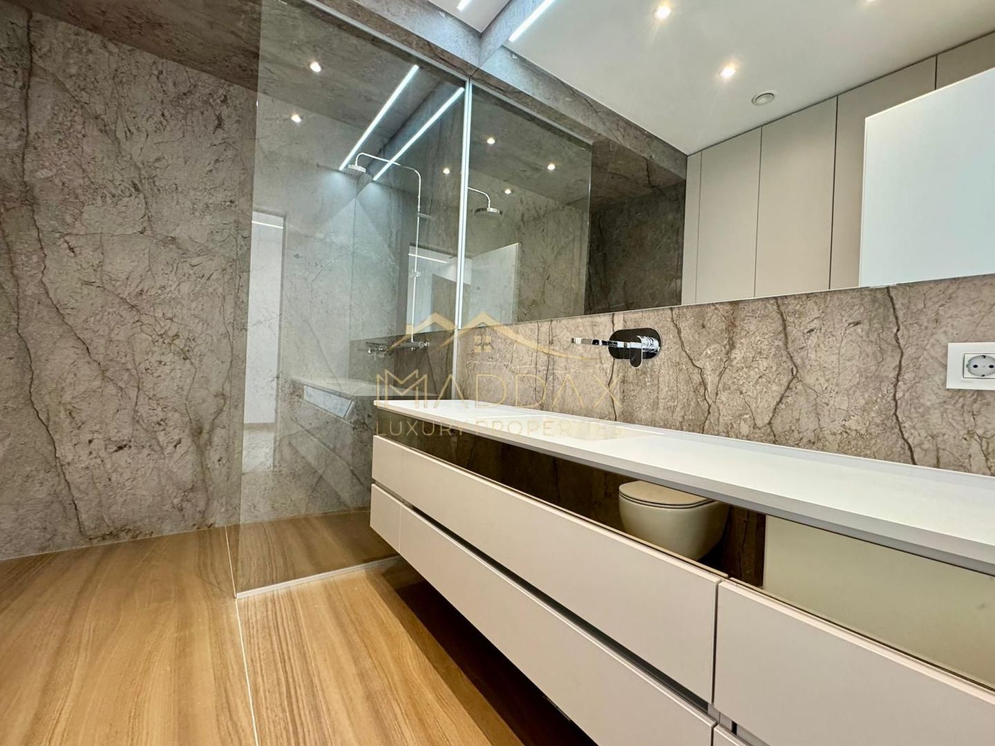 Apartament cu 4 Camere *223mp utili* / 2 parking / Zona Kiseleff - Poză 16