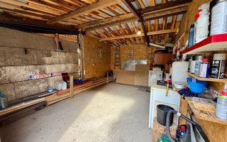 Apartament 3 camere, balcon, garaj, beci,  zona Floresti - Poză 8