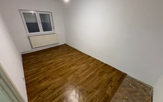 Apartament cu 3 camere in zona Aradului - Poză 9