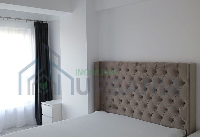 # inchiriez apartament 2 camere in complex Solumnia Tătărași - Poză 1