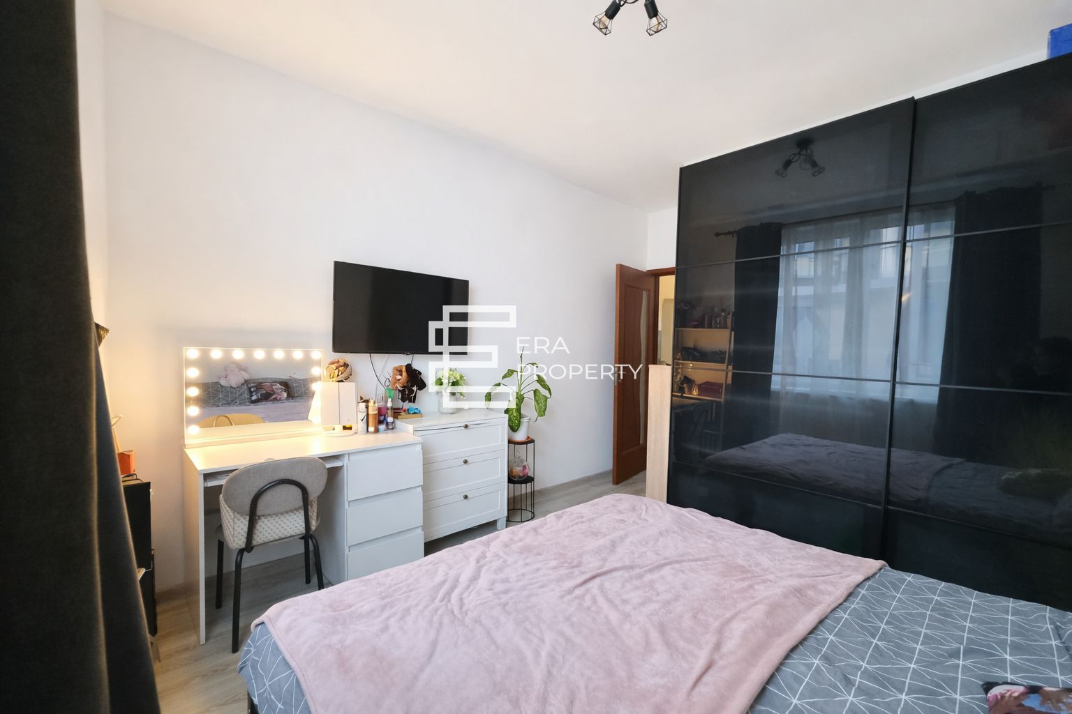 Apartament 3 camere - etaj 2- 54mp- Selimbar zona Profi - Poză 6