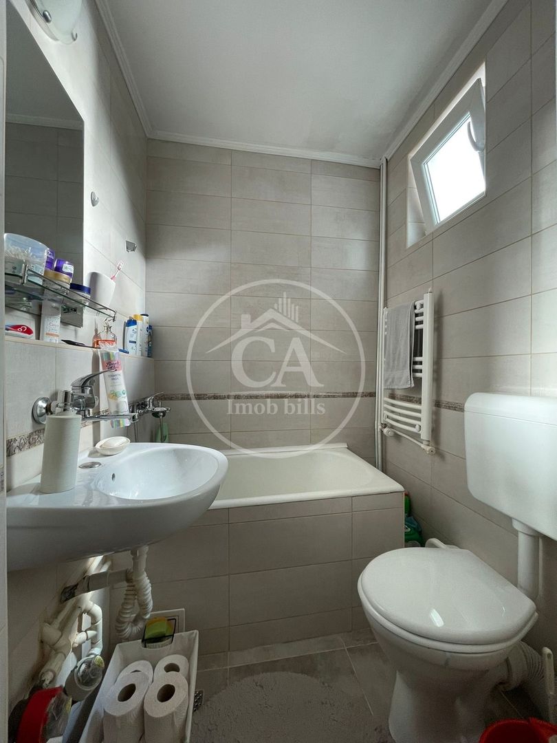 Apartament de vânzare cu 2 camere în zona Velența, Oradea - Poză 9
