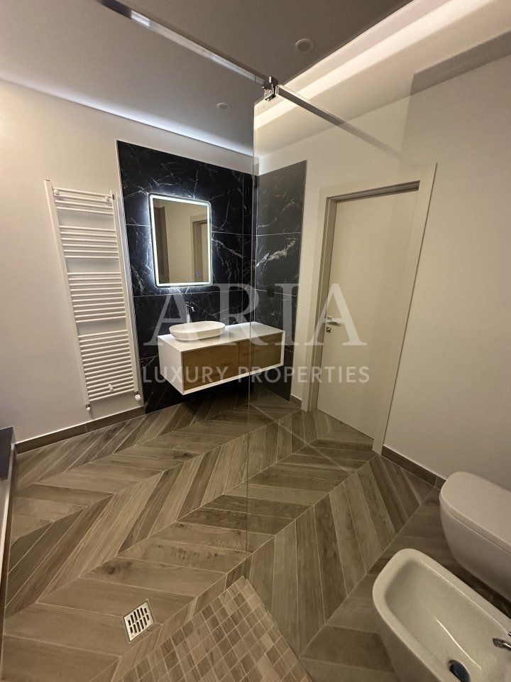 Vila de LUX cu 7 camere IANCU NICOLAE - Poză 11