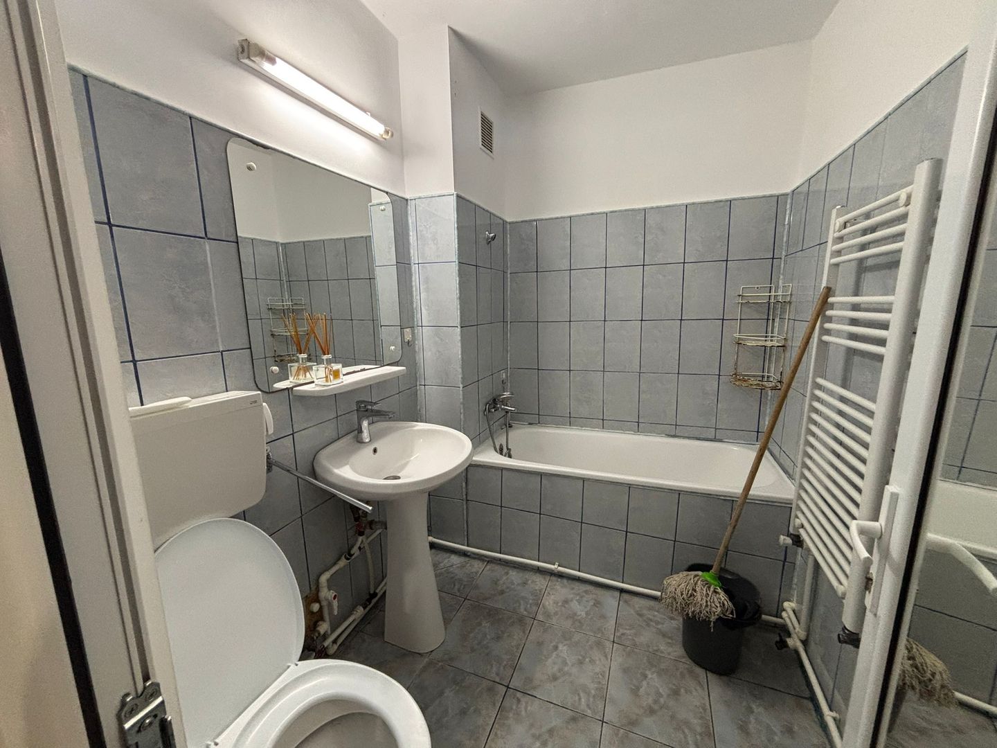 Apartament 2 camere semidecomandat – Tiglina 1, etaj 1 - Poză 7
