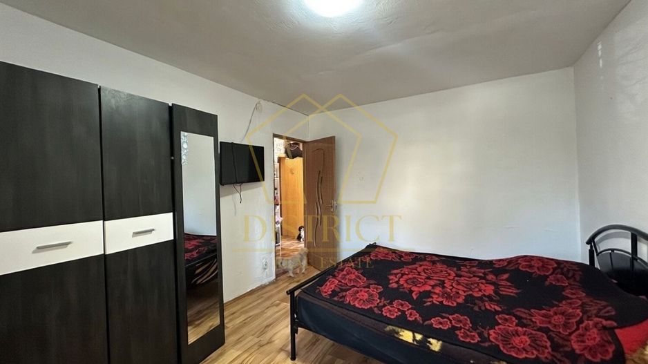 Apartament spatios cu 4 camere | Zona Sagului - Poză 5