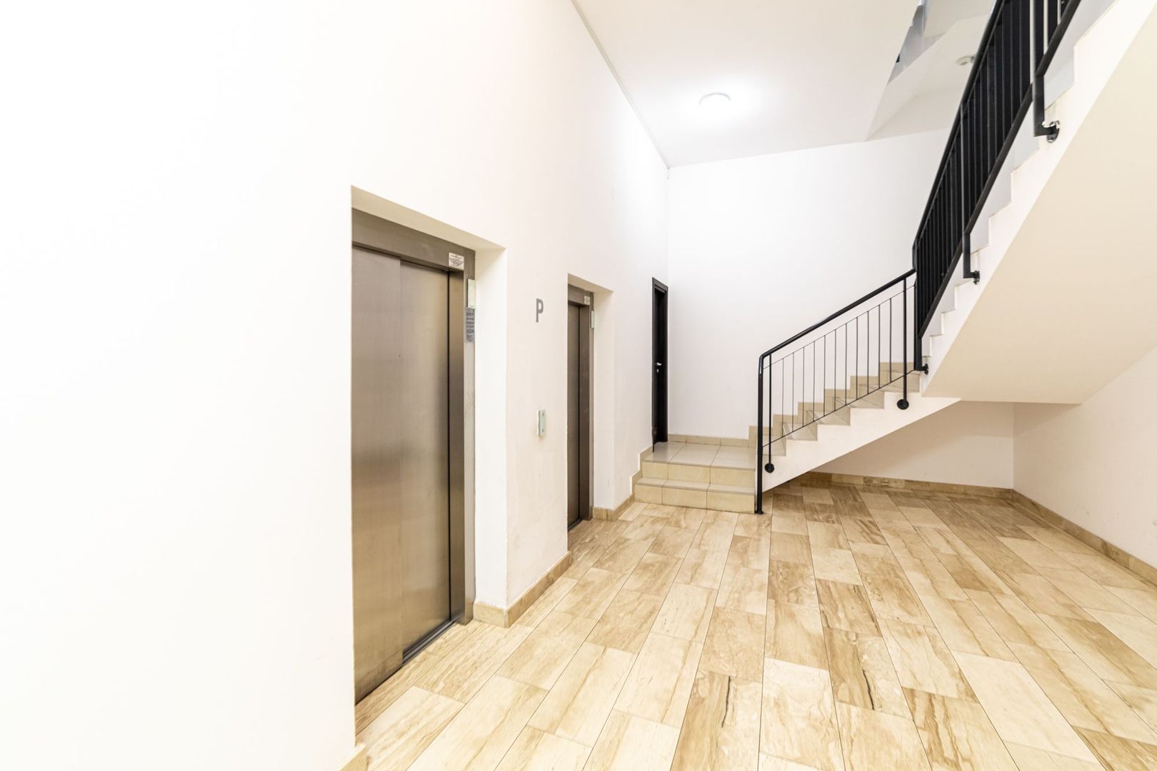 Apartament in bloc nou, cu 3 camere, la cheie - Poză 10