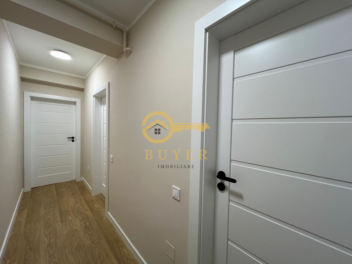 Apartament cu 2 cam si balcon, decomandat- DaVinci- Mobilat si utilat - Poză 3