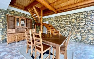 Casa de vacanta/pensiune cu teren de 3780mp | Clisura Dunarii - Poză 11