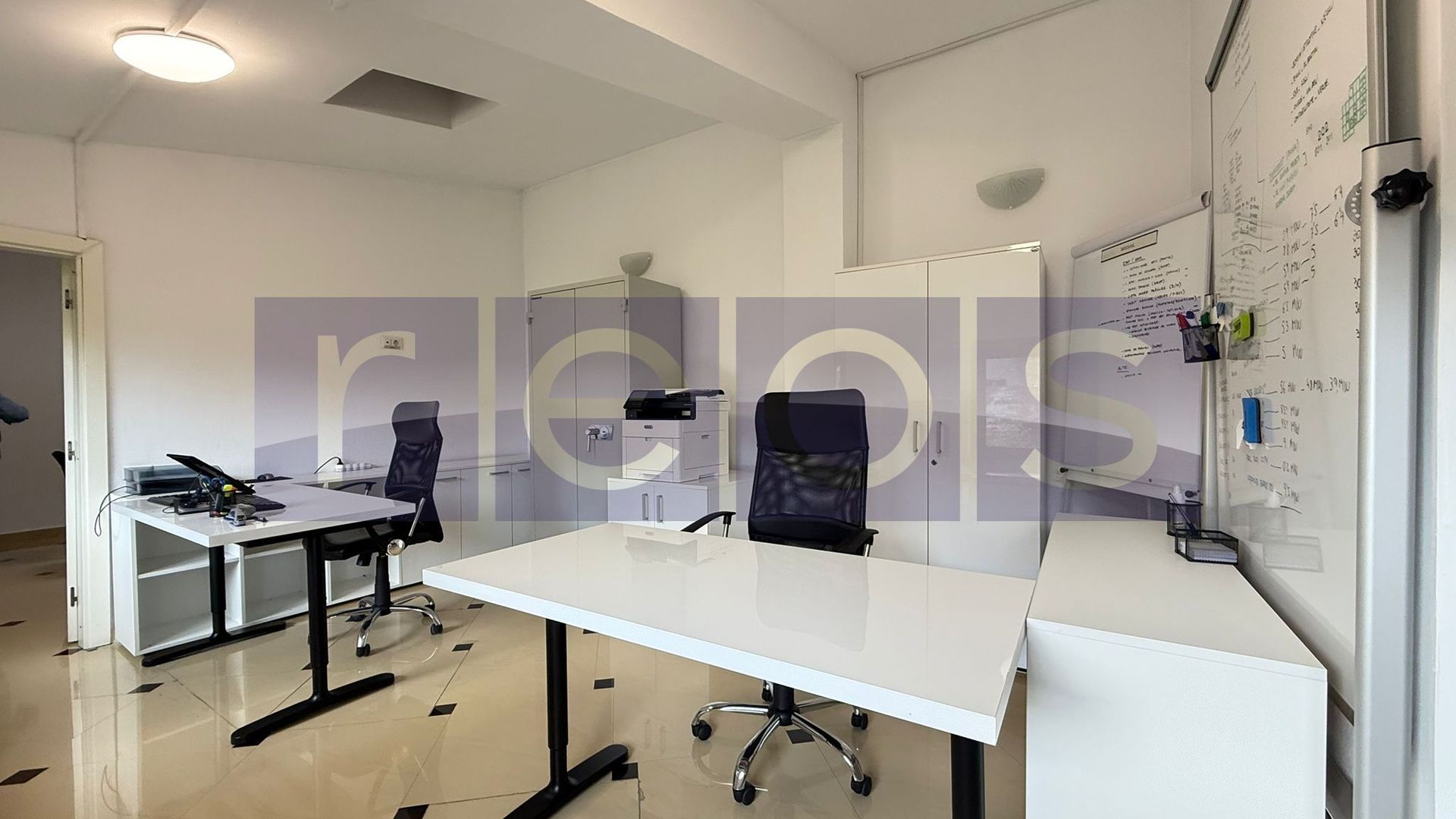 DE VÂNZARE VILA | EXCLUSIVISTĂ ZONA DOMENII | 5 CAMERE | PARCARE ÎN CURTE - Poză 7