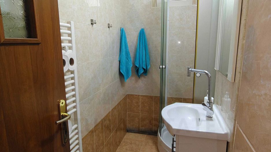 Apartament cu 2 camere bucatarie inchisa si balcon in zona Hipodrom 2 - Poză 7