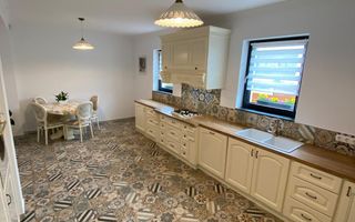 Casa 5 camere,477 mp,1077 mp teren, zona Cornisa,0%comision - Poză 16