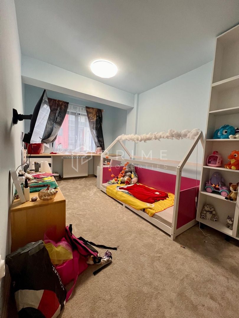 Apartament modern cu 3 camere, bloc nou cu lift și parcare privată - Poză 8