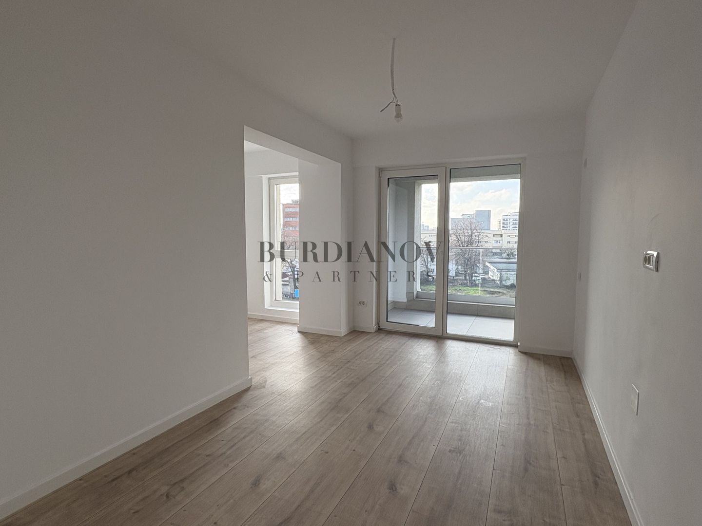 Apartament cu 3 camere - Ghica Apartments - Baicului - Poză 9