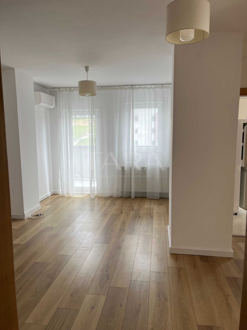 Penthouse cu terasă spațioasă și două parcări – zona BMW / Metro - Poză 2