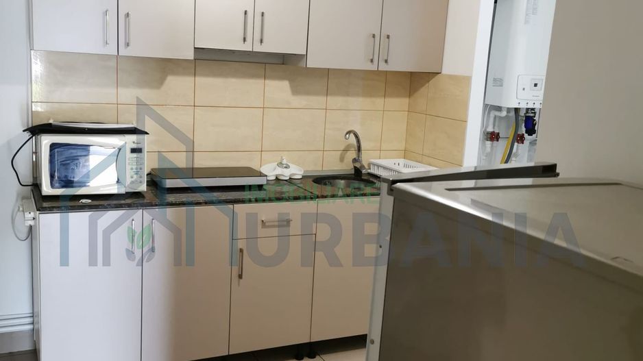 Apartament cu o cameră în zona TgCucu, la casă, parter, intrare separată - Poză 5
