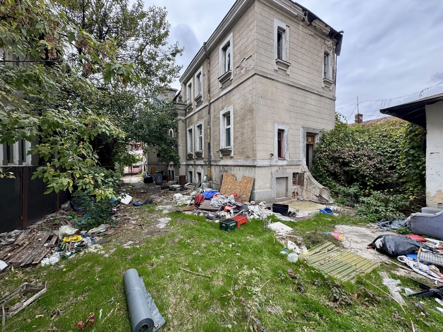 Vila interbelica si teren 501 mp in proprietate, un sigur proprietar ! - Poză 7