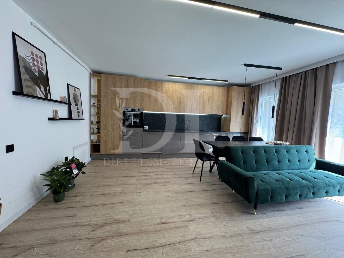 Apartament ultramodern / etaj  intermediar / Zona Eroilor - Poză 2