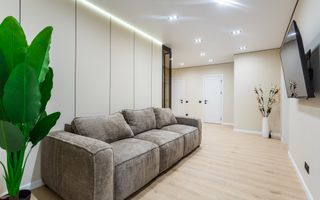 Vânzare, apartament,3 camere, Strada Nicolae Milescu Spătarul, Ciocana - Poză 4