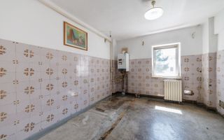 2 camere decomandate, Banat – etaj 2, centrală proprie, zonă excelentă - Poză 8