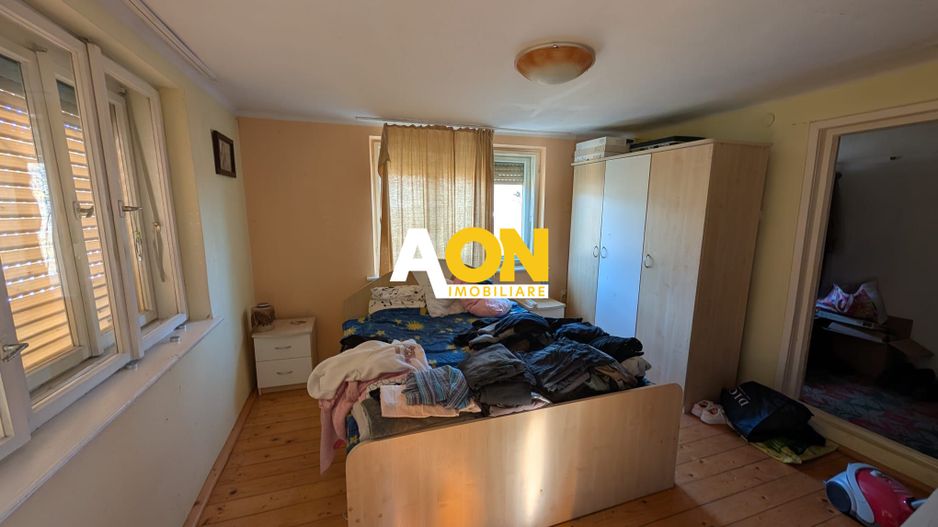 Casa cu 2 corpuri de cladire zona Hapria, 960mp Teren - Poză 7