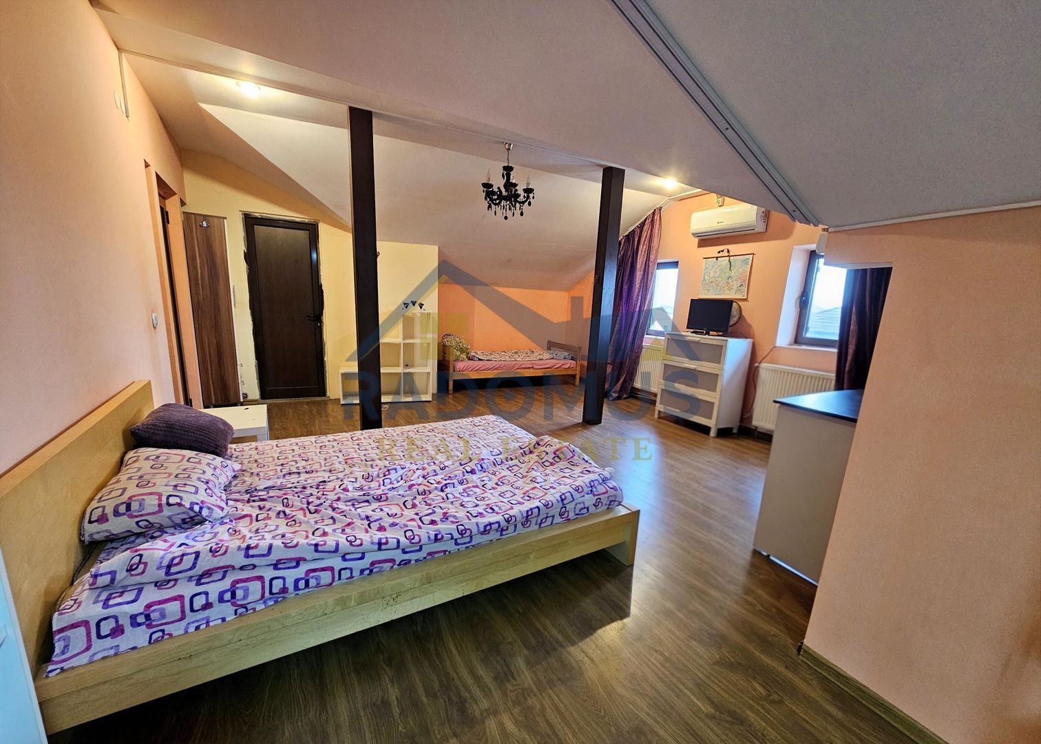 Vilă spațioasă, central, ideală pentru activități comerciale/birouri - Poză 19